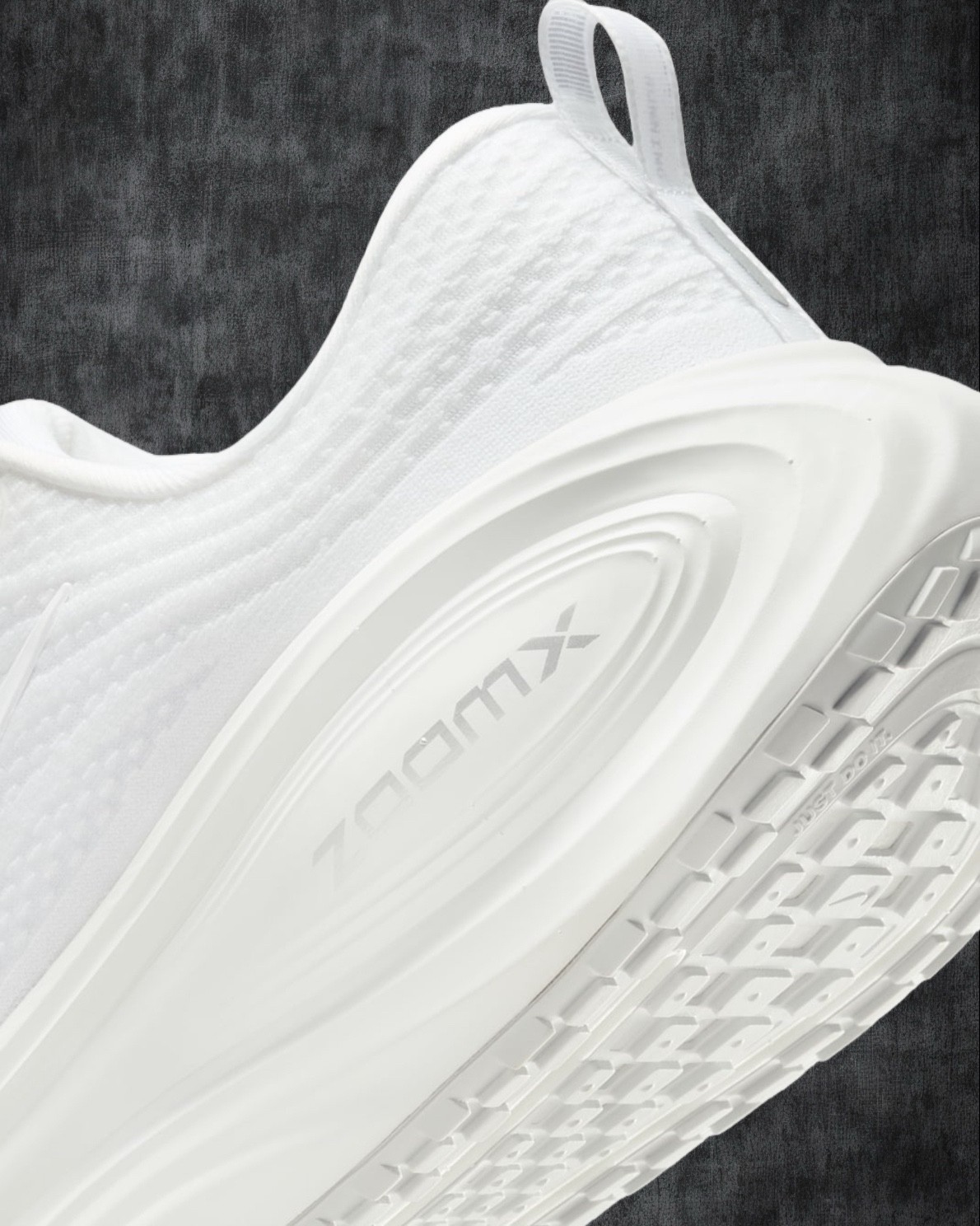 Nike Vomero Plus HV8150-102 'White Metallic Silver' Men’s sneaker