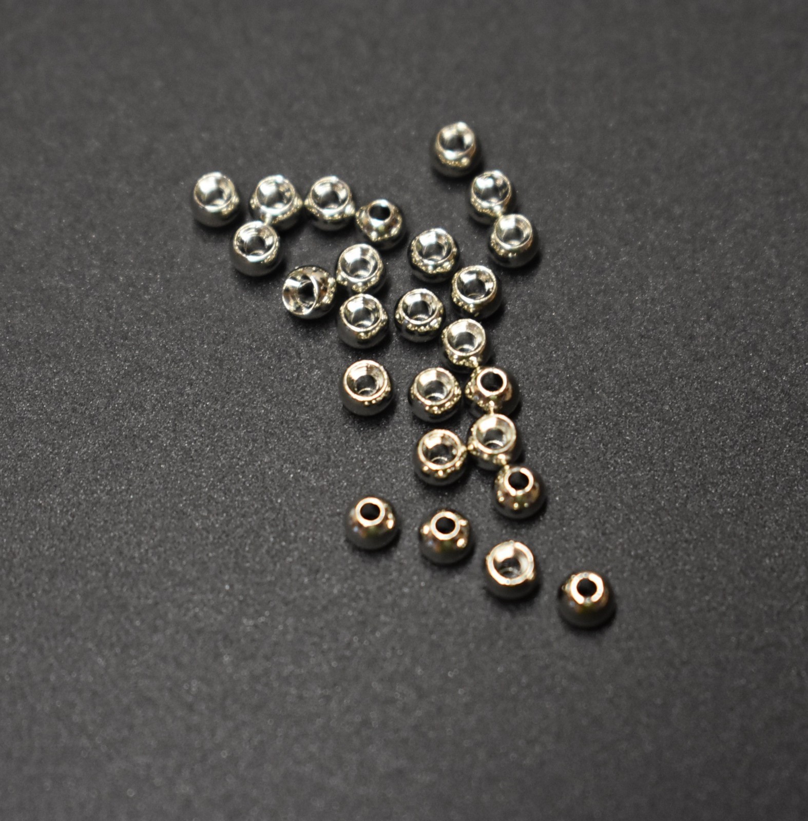25 Premium NICKEL  3.3mm   1/8"  Beads Bead Heads for Fly Tying