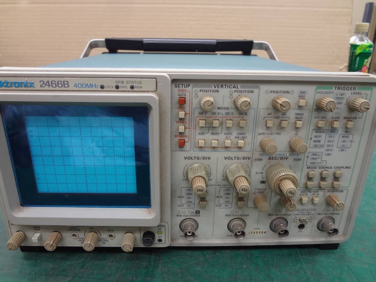 Tektronix 2466B Oscilloscope 400MHz 4 Channel Analog Test Equipment Japan Import