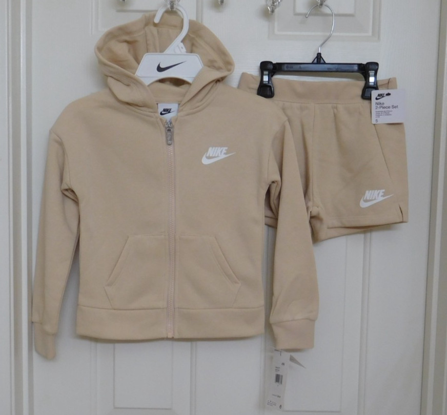 NWT 2pc Nike Sand Hooded Zip Front Sweatshirt & Shorts Set sz 5 6 or 6X