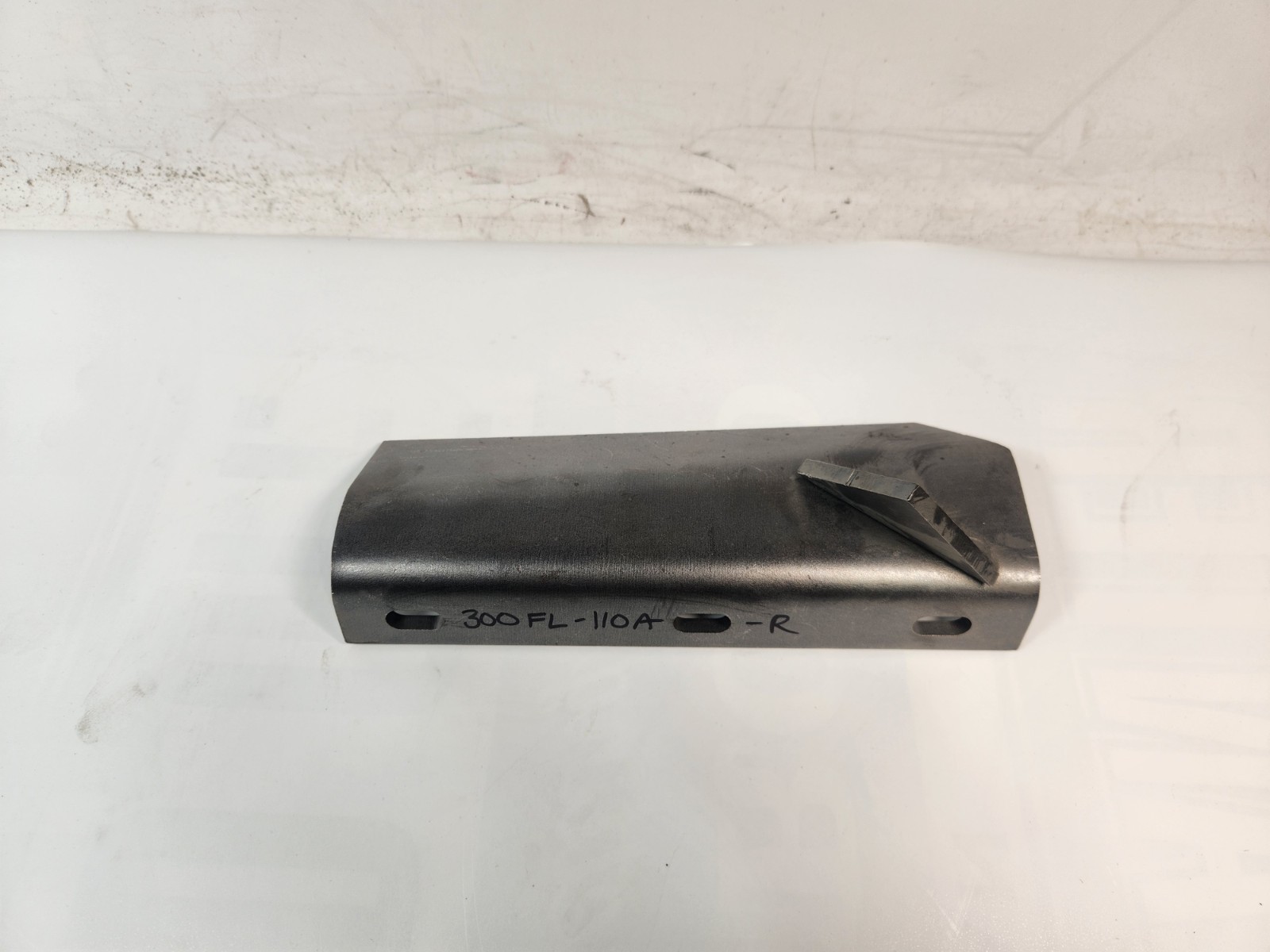 Chandler Spreader blade 9" X 1/4" RH HT LITTER 300-FL-110A-RH