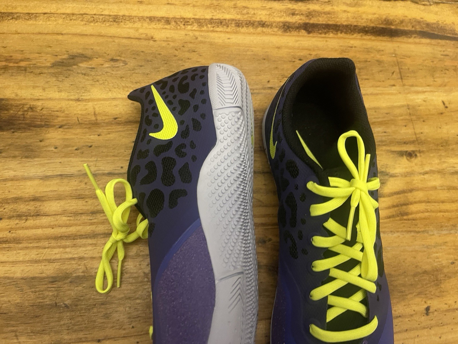 Nike Elastico Pro II Mens Size 9.5 Purple Soccer Turf Shoes Low Top 580455-575