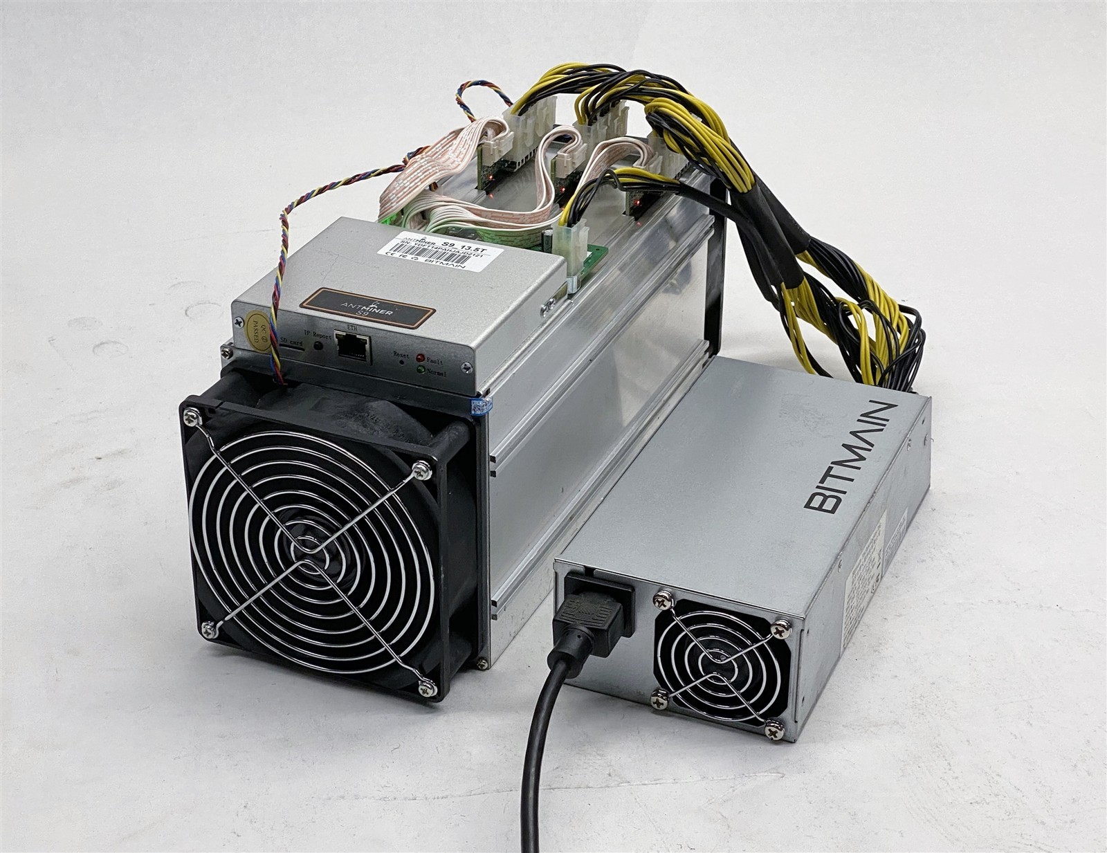 Bitmain Antminer S9 13.5T ASIC Bitcoin BTC Miner W/ APW3 Power Supply Unit