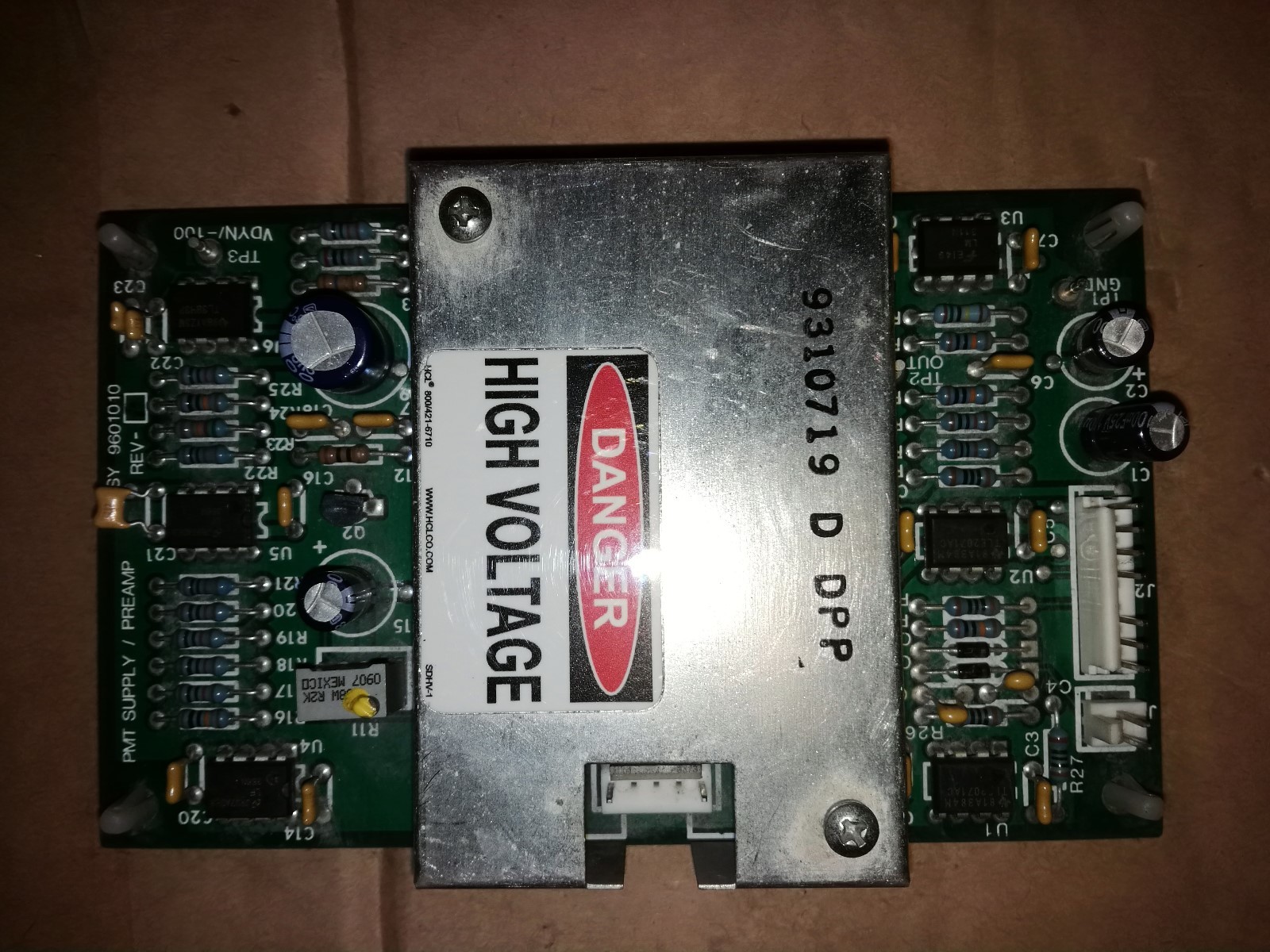 Abbott Cell-Dyn 3000 3200 9601010 Hematology Analyzer PMT Supply Preamp PCB