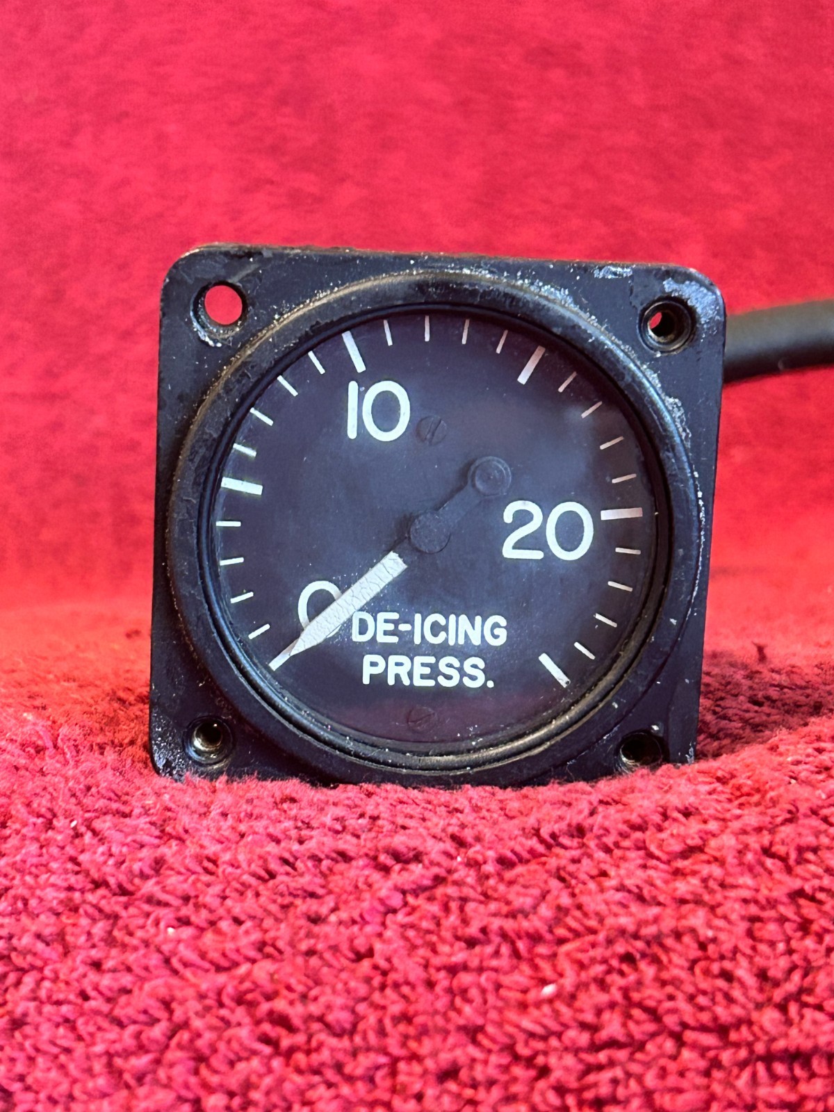 THE ELECTRIC AUTO LITE CO 2 1/4" DE-ICING PRESSURE INDICATOR P/N 10648-A