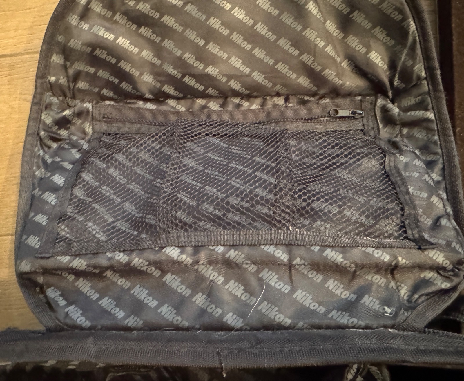 NIKON Camera Bag Adjustable Shoulder Interior Pouches AUTHENTIC