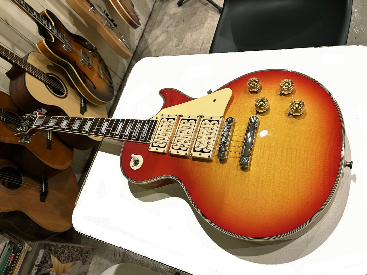 Greco EG-600PR 1978 LP Type KISS Ace Frehley 3PU Cherry Sunburst Japan