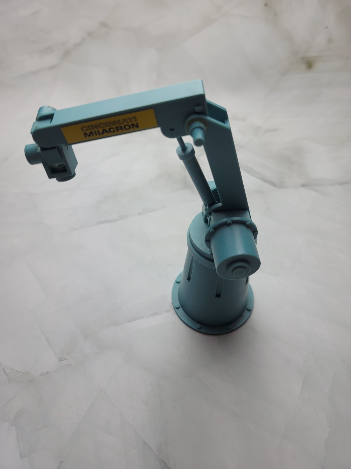 Cincinnati Milacron Robot Model T3 blue Plastic