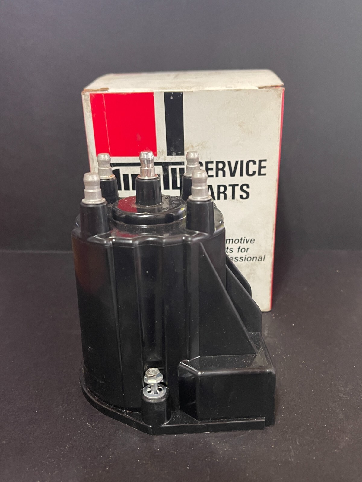 Mighty Ignition Distributor Cap 3-356  NOS (New Old Stock)