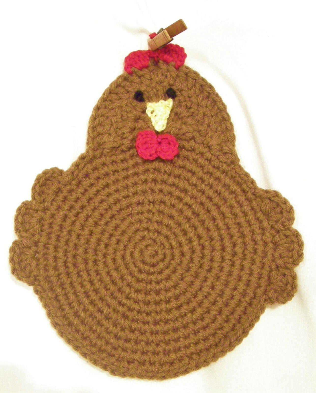 #8028 CUTE! NEW HAND CROCHETED TRIVET/POT HOLDER