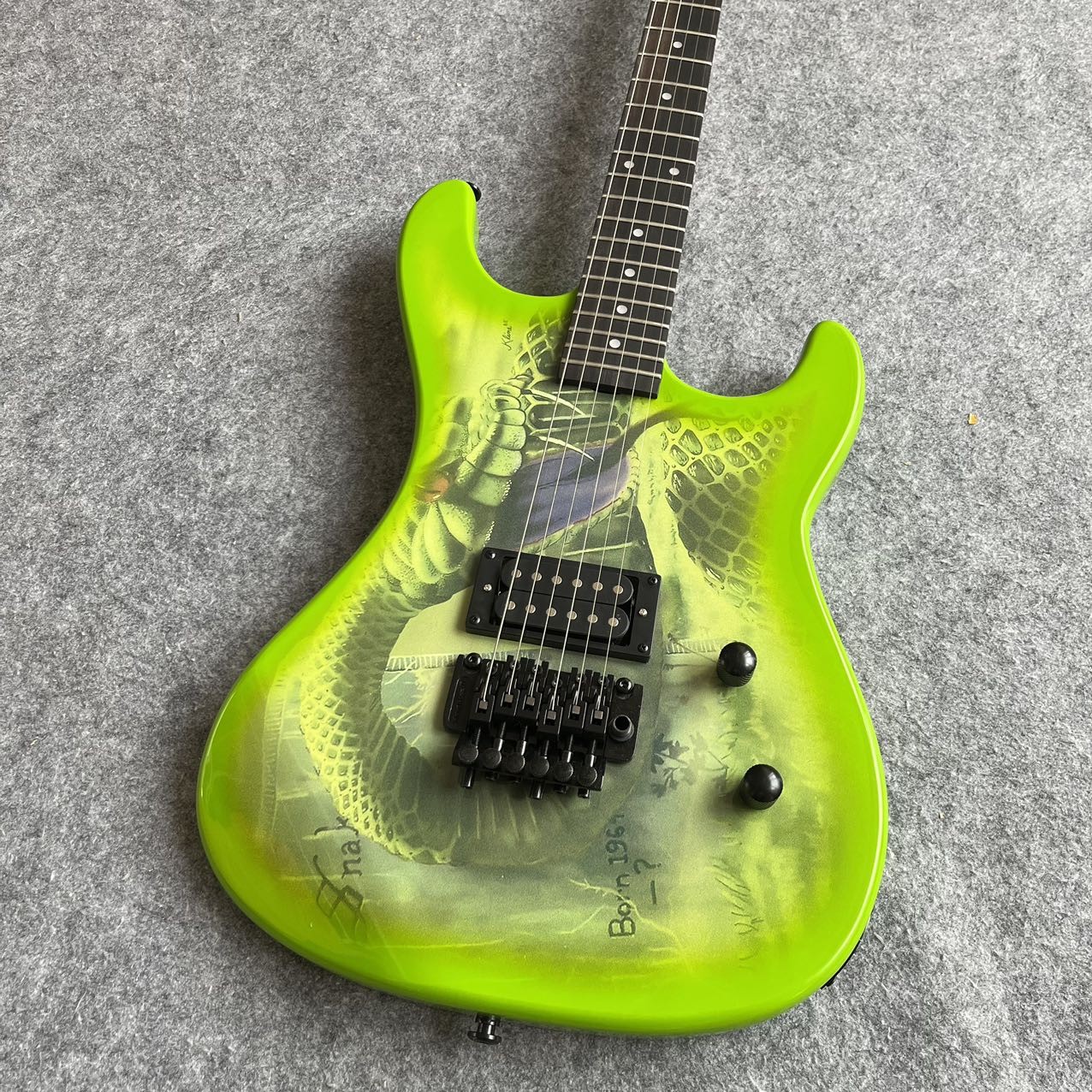 Dragon Veneer 22 Frets Electric Guitar Ash Body Humbucker Pickup Black Hardware