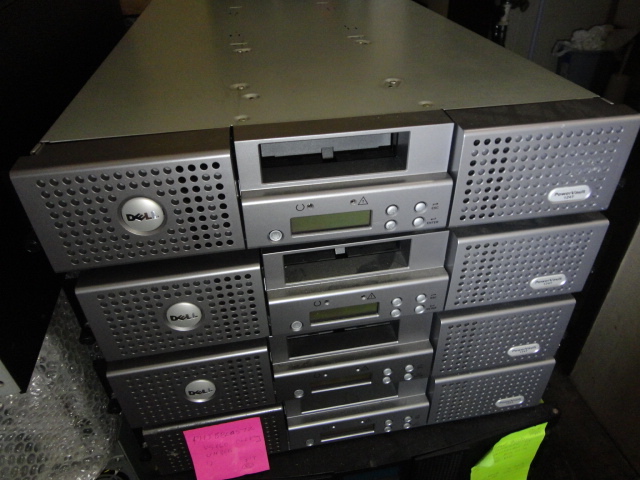 DELL PV124T With VS160 Tape Autoloader MH592 UH300 EC-SL1AA-EG