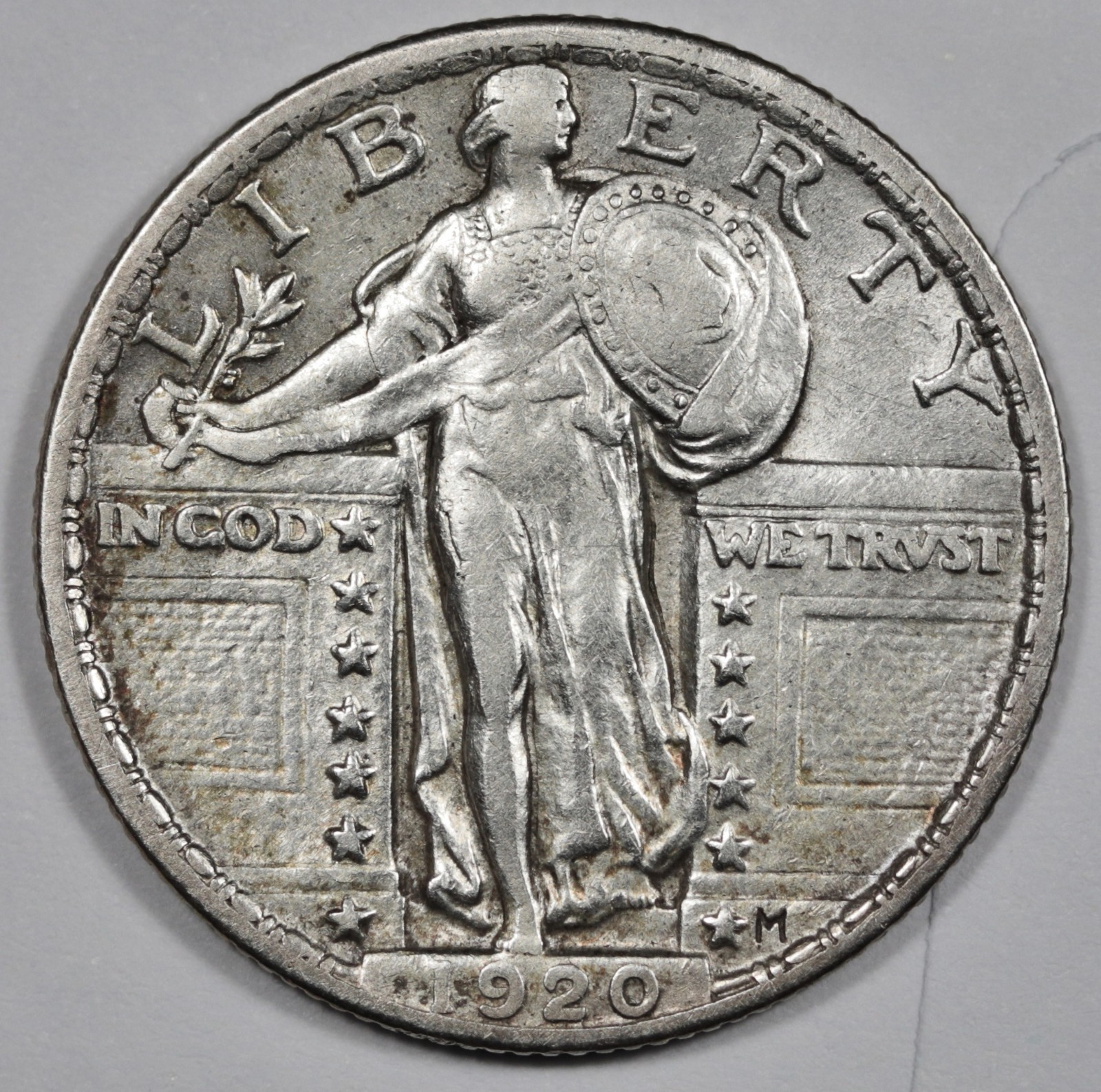 1920 Standing Liberty Quarter.   XF.  207635