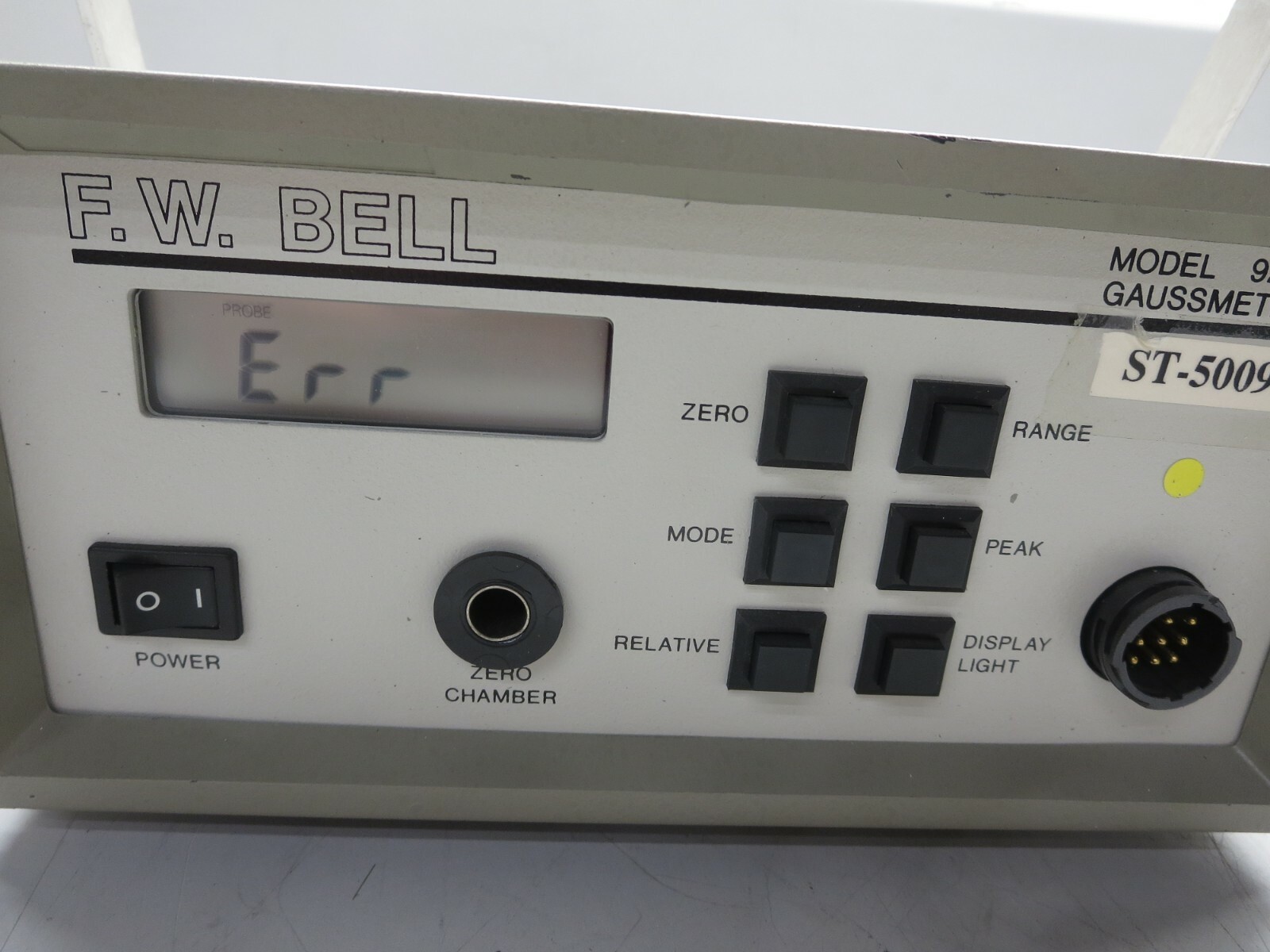 F. W. Bell, Model 9200, Gaussmeter, Unit Powers Up, No Other Testing