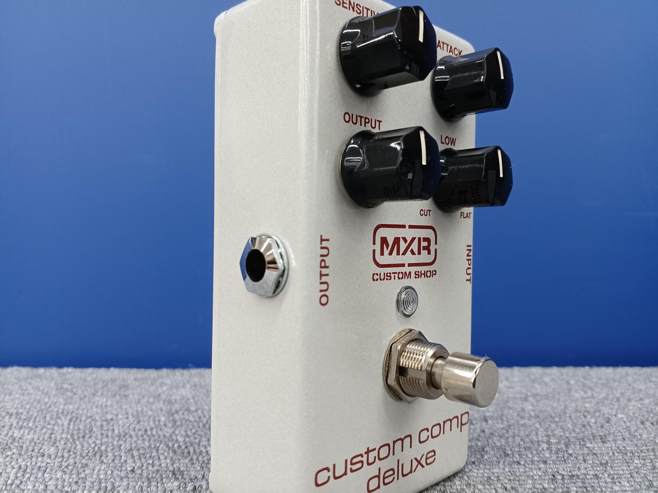 MXR Custom Comp Deluxe Guitar Compressor Pedal Used with Marks