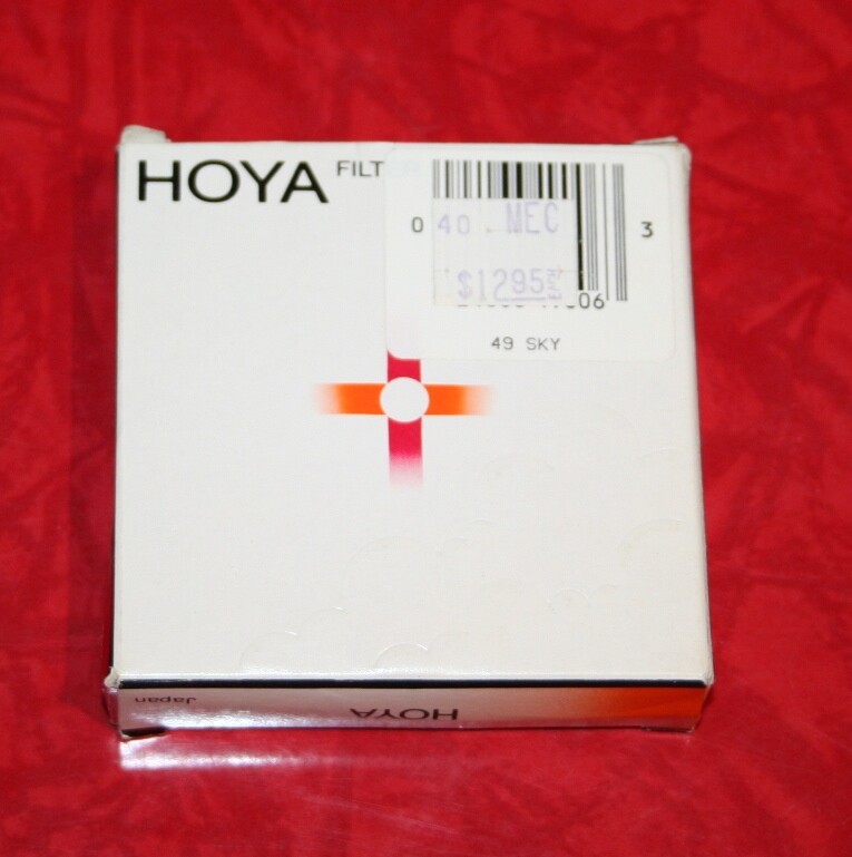 HOYA 49.0mm SKYLIGHT (18) FILTER NEW in packaging