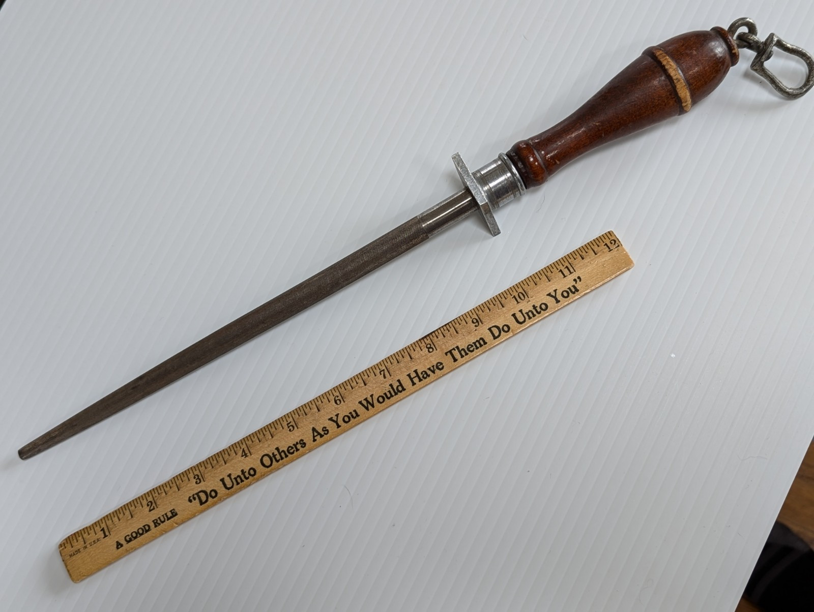 Vintage Universal Brand Knife Sharpening Honing Steel Rod 16" Overall Length