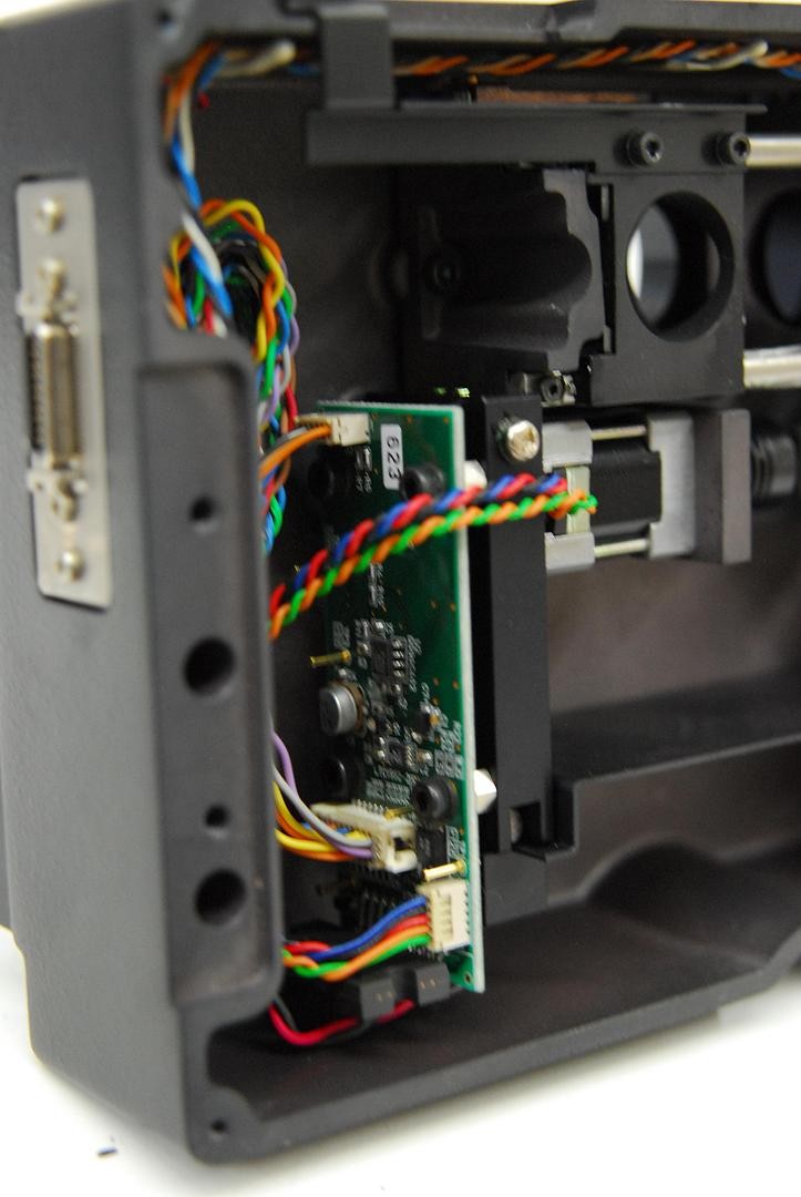 Nikon T-PFS Perfect Focus System (TE2000-E)