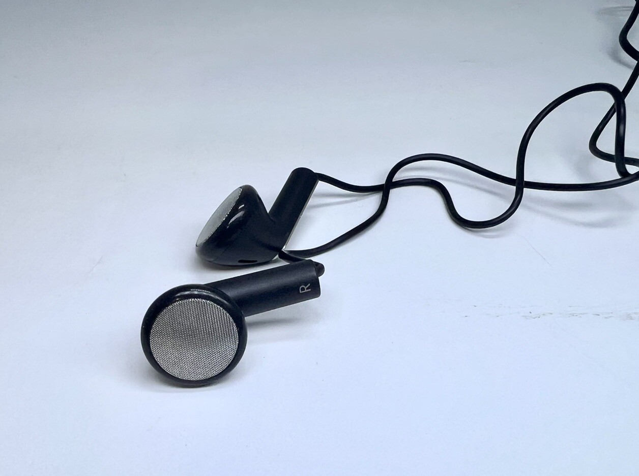 x5 MICROSOFT ZUNE PREMIUM HEADPHONES V-1