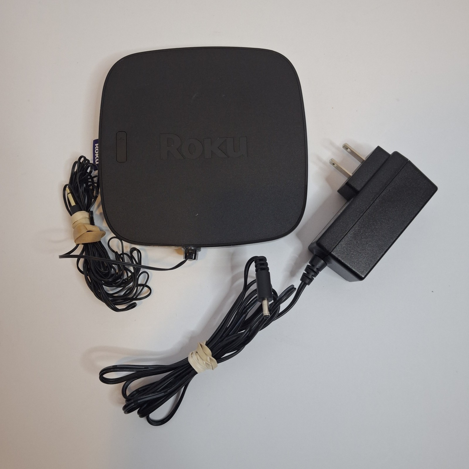 Roku Ultra 4640X 4K UHD Streaming Media Player Black Optical Audio No Remote