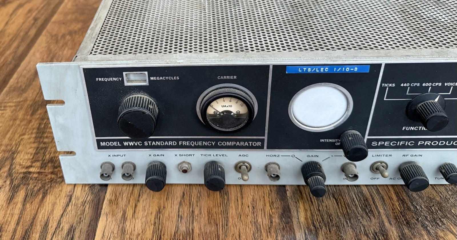 Parts/Repair Only — Read — Specific Products WWVC Standard Frequency Comparator