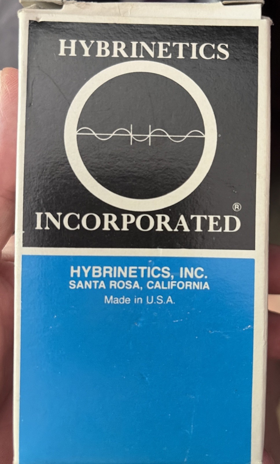 Hybrinetics Single Pole Dimmer Switch Tan & Silver 120VAC 600Watt Max 60Hz ES12