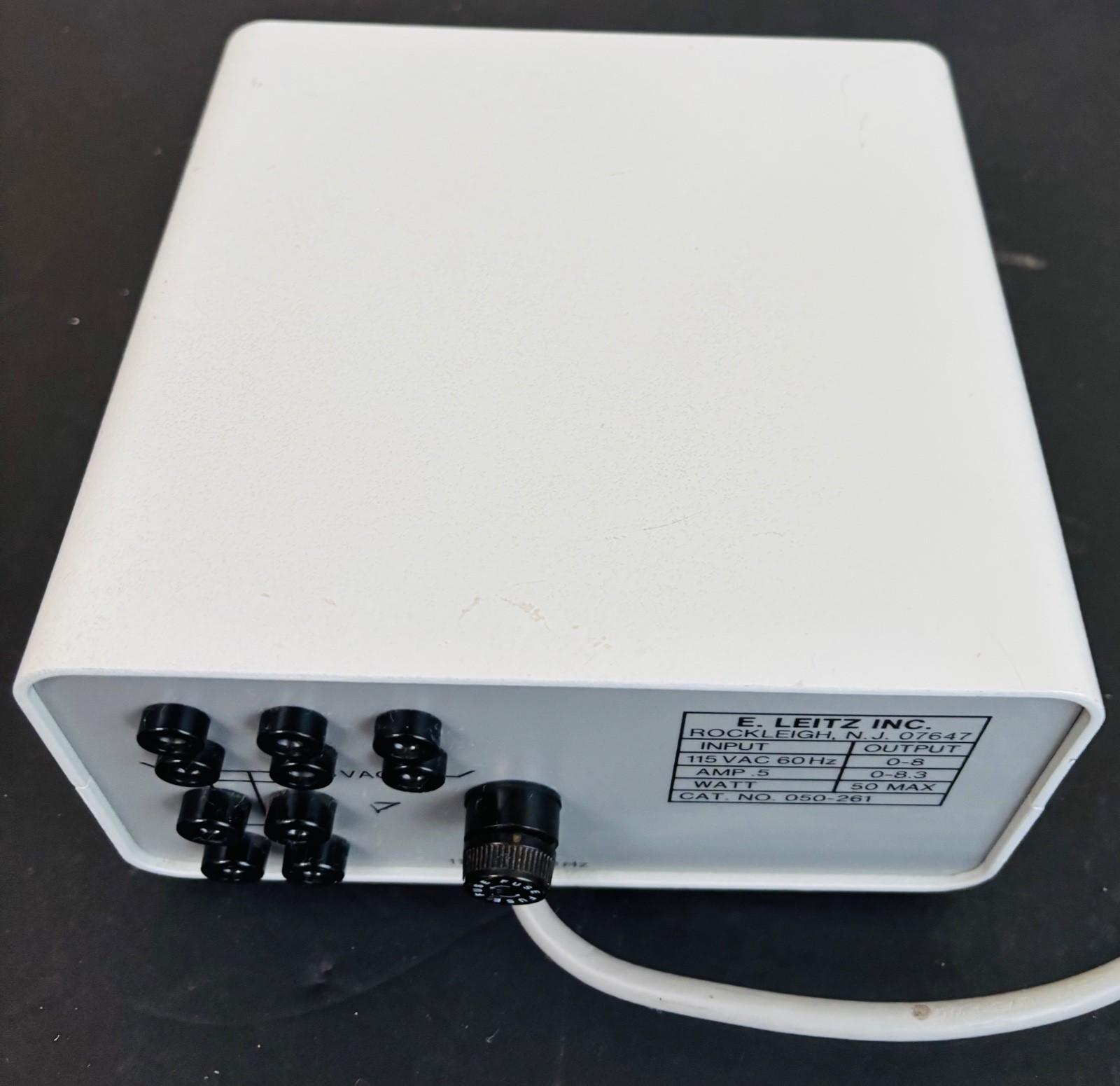 Leitz Microscope Power Supply 050-261. 0-8 VAC， 0-8.3 A