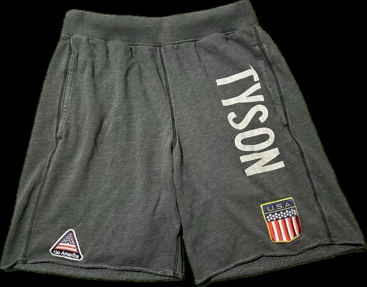 RARE NWT Mike Tyson Roots of Fight Under Armour Boxing Dark Gray Shorts Sz Large