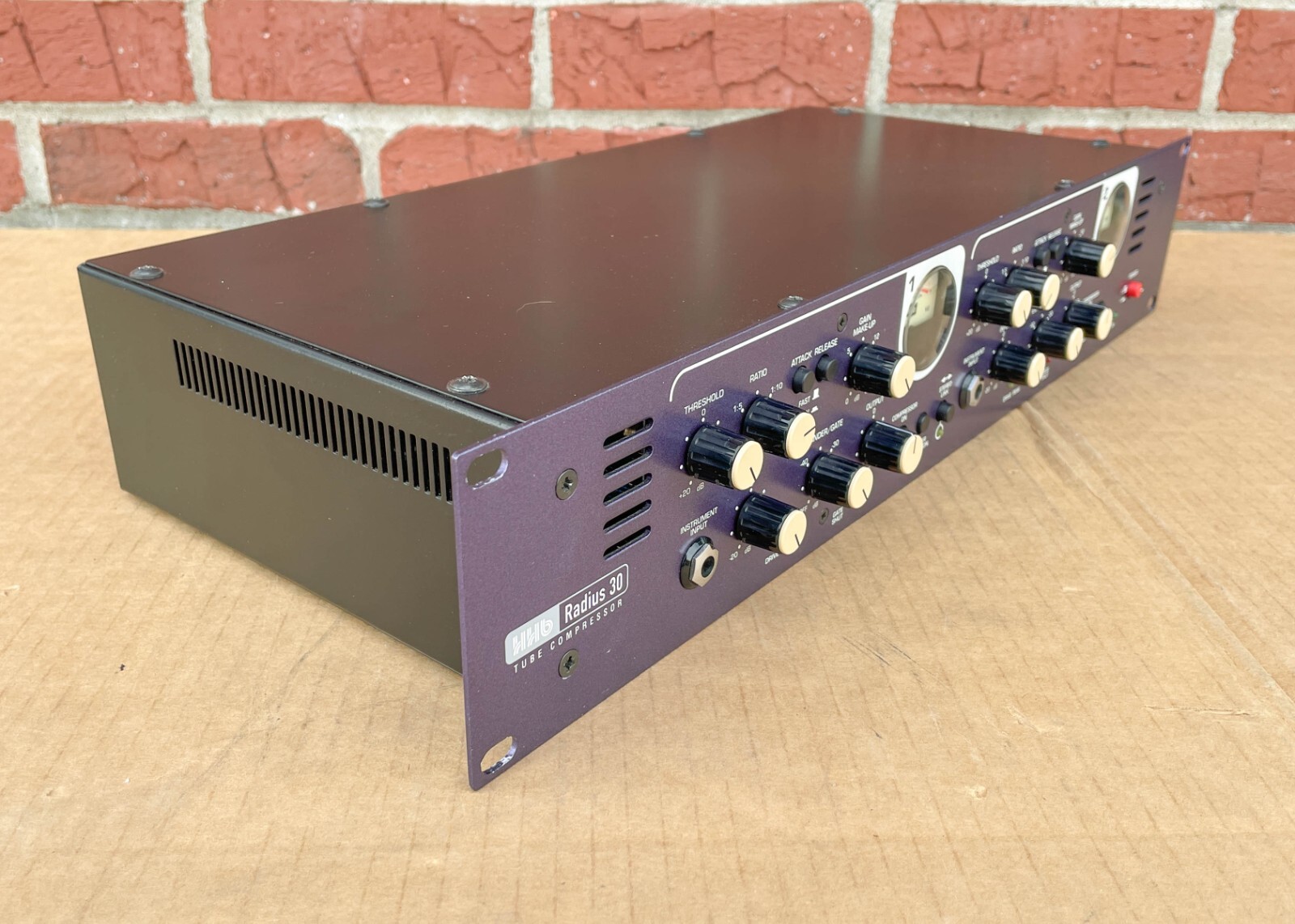HHB Radius 30 Stereo Tube Processor Compressor + Original Box