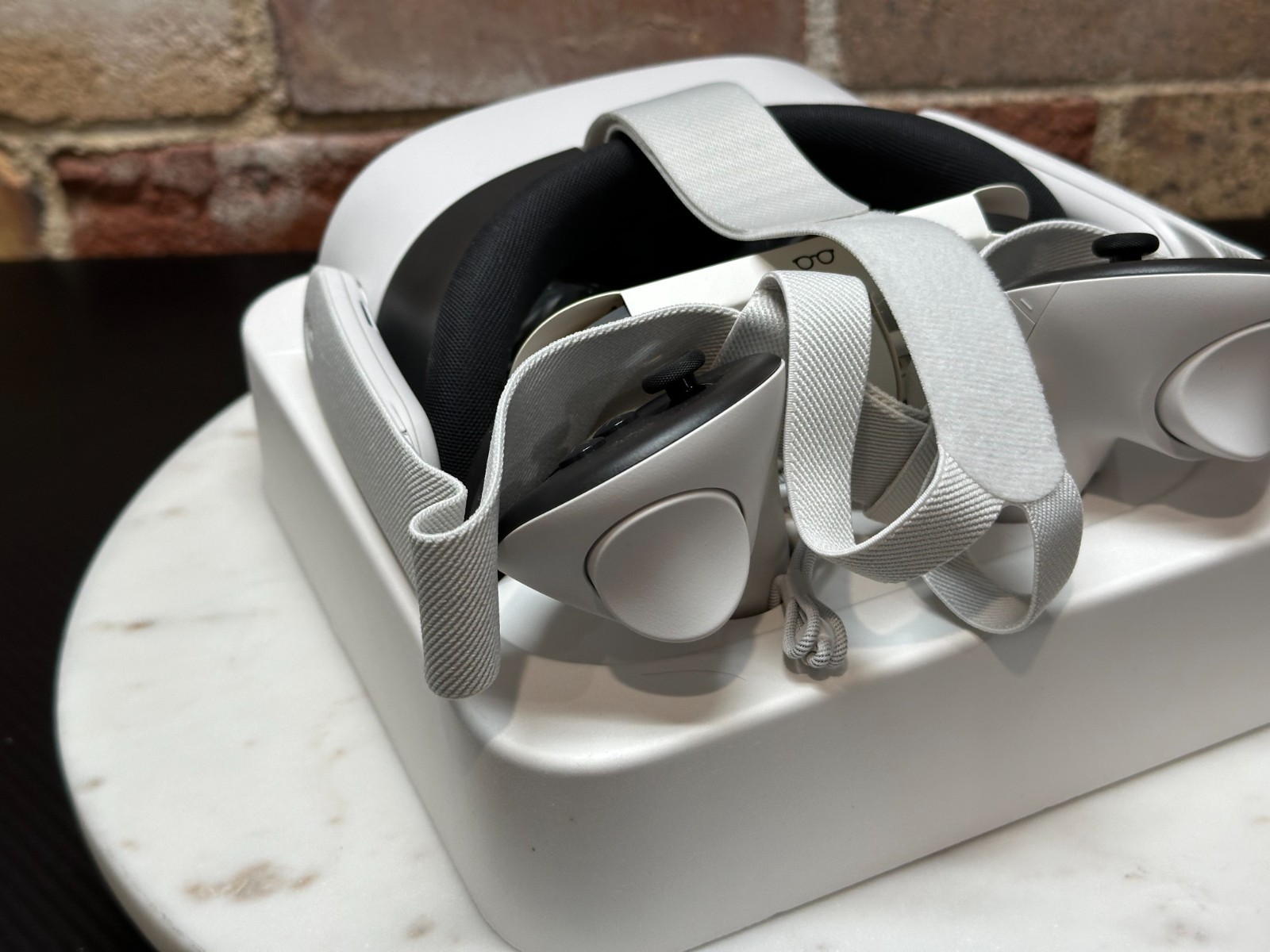 Meta Quest 3S All-in-One Headset 256GB Includes Batman Arkham Shadow Open Box