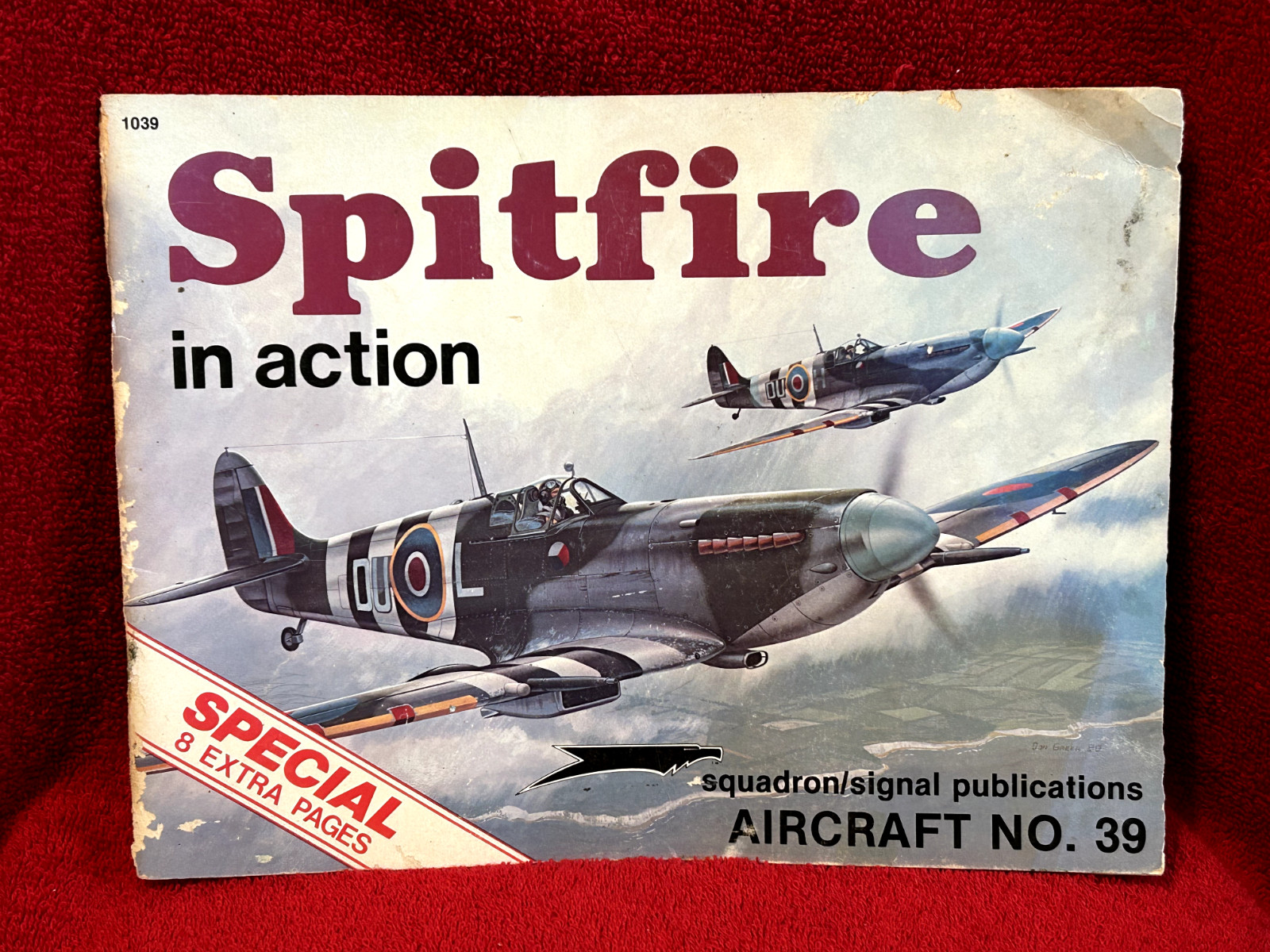SQUADRON SIGNAL PUBLICATIONS AIRCRAFT NO 39 SPITFIRE IN ACTION SOFTCOVER 1980