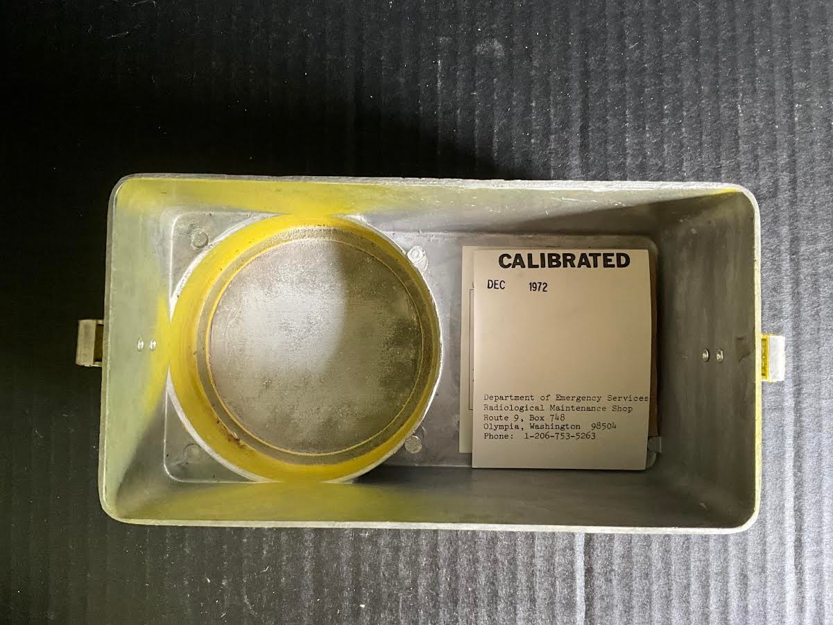 VICTOREEN INSTRUMENT CDV-720 MODEL 3A RADIOLOGICAL SURVEY METER