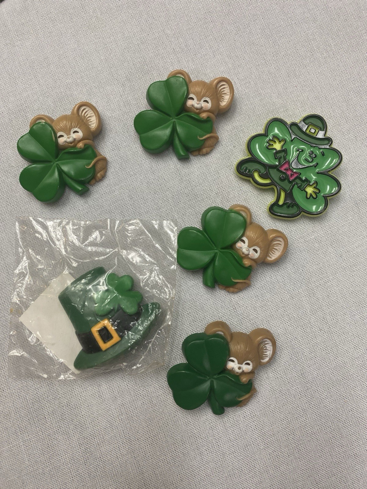 Hallmark St. Patrick’s Day Lapel Pins 6 Vintage