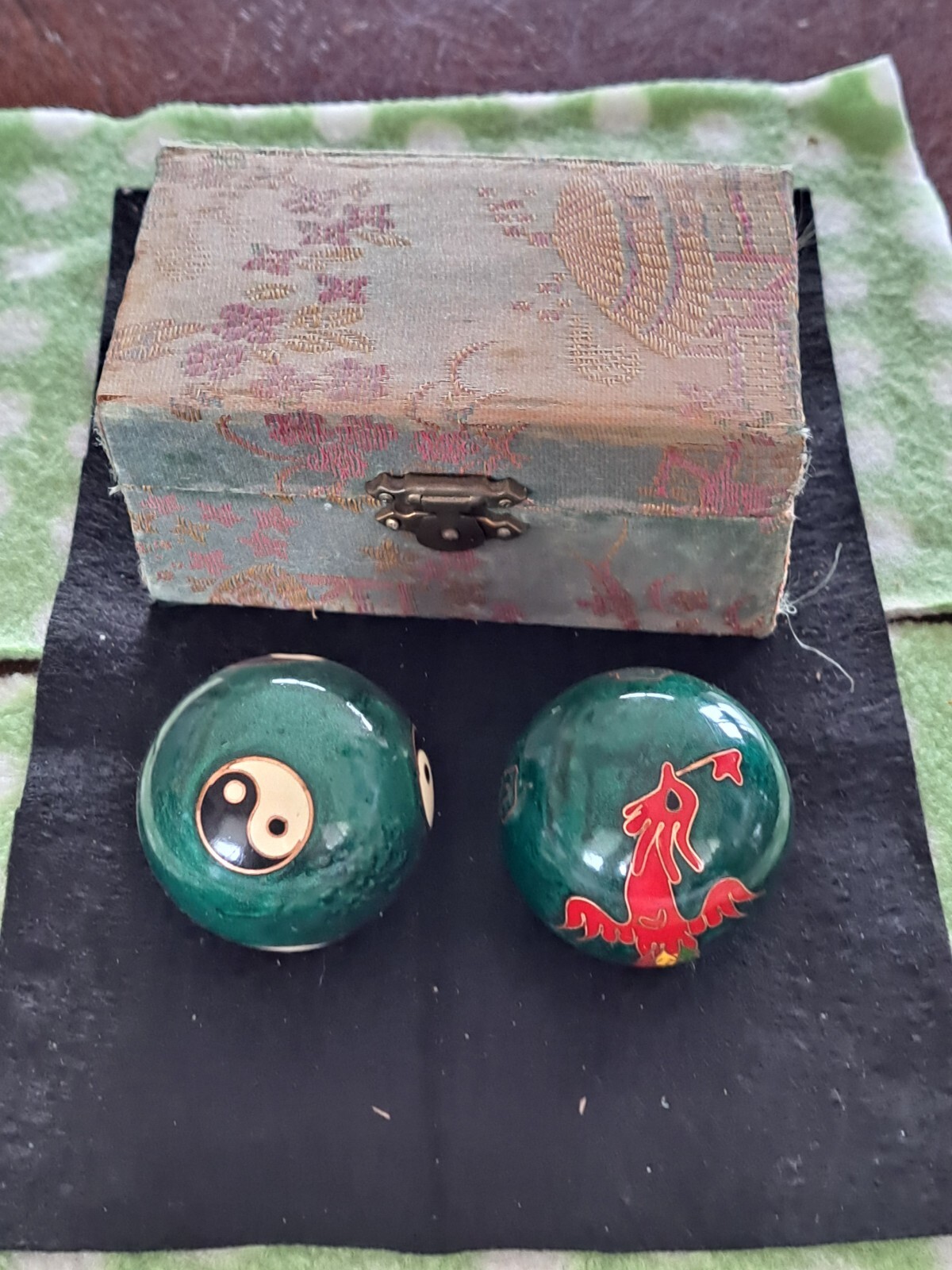 Oriental Handcrafted Cloisonn'e Hand Exercise Balls Musical Chimes Original Box
