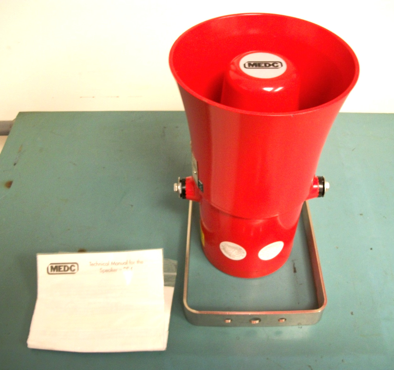 EATON MEDC Explosion Proof Speaker DB425ULXN2CRZ Horn Bell Alarm NEW No Box