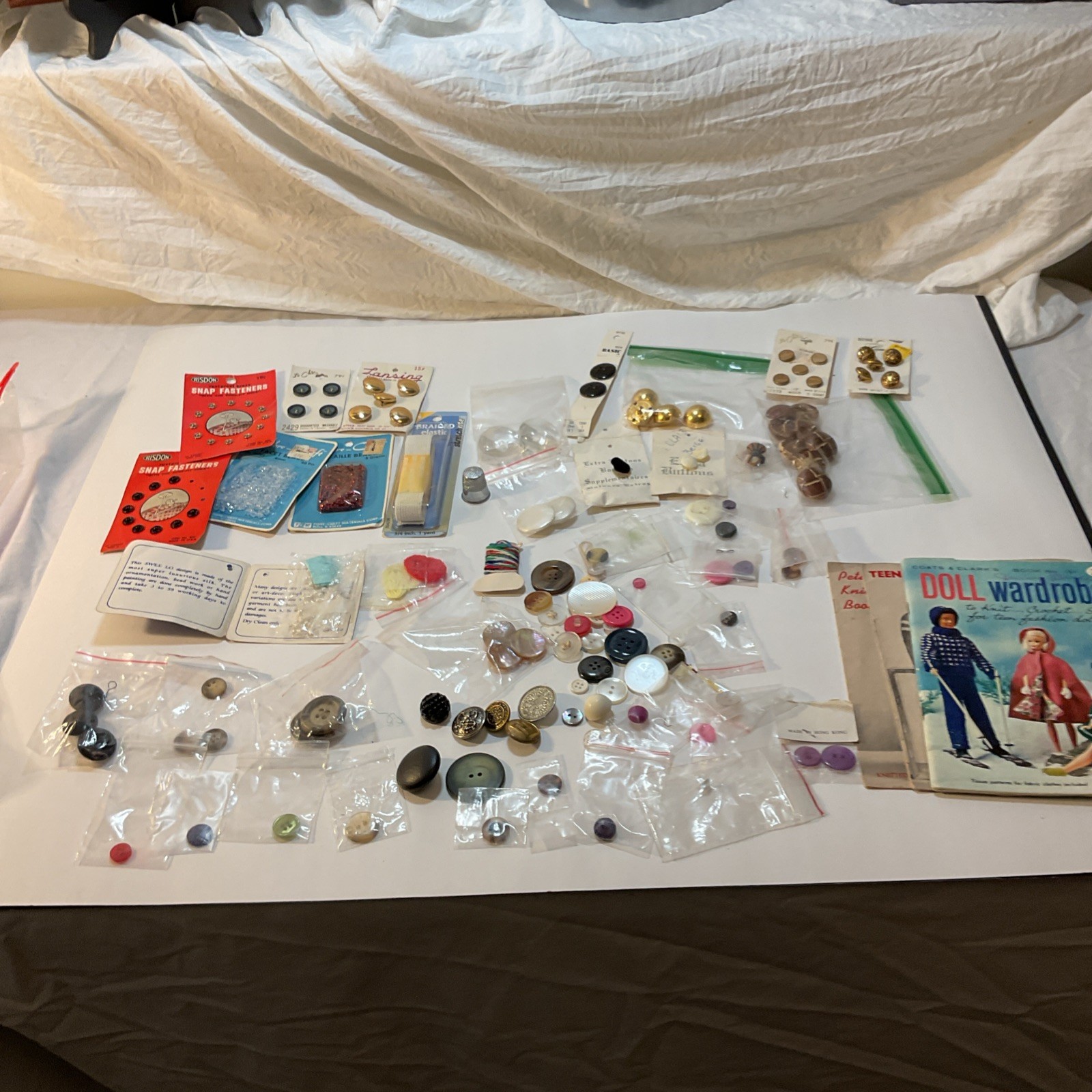 Misc. VTG Sewing Items Lot Buttons, Snaps, Sequins, Barbie Clothes booklets