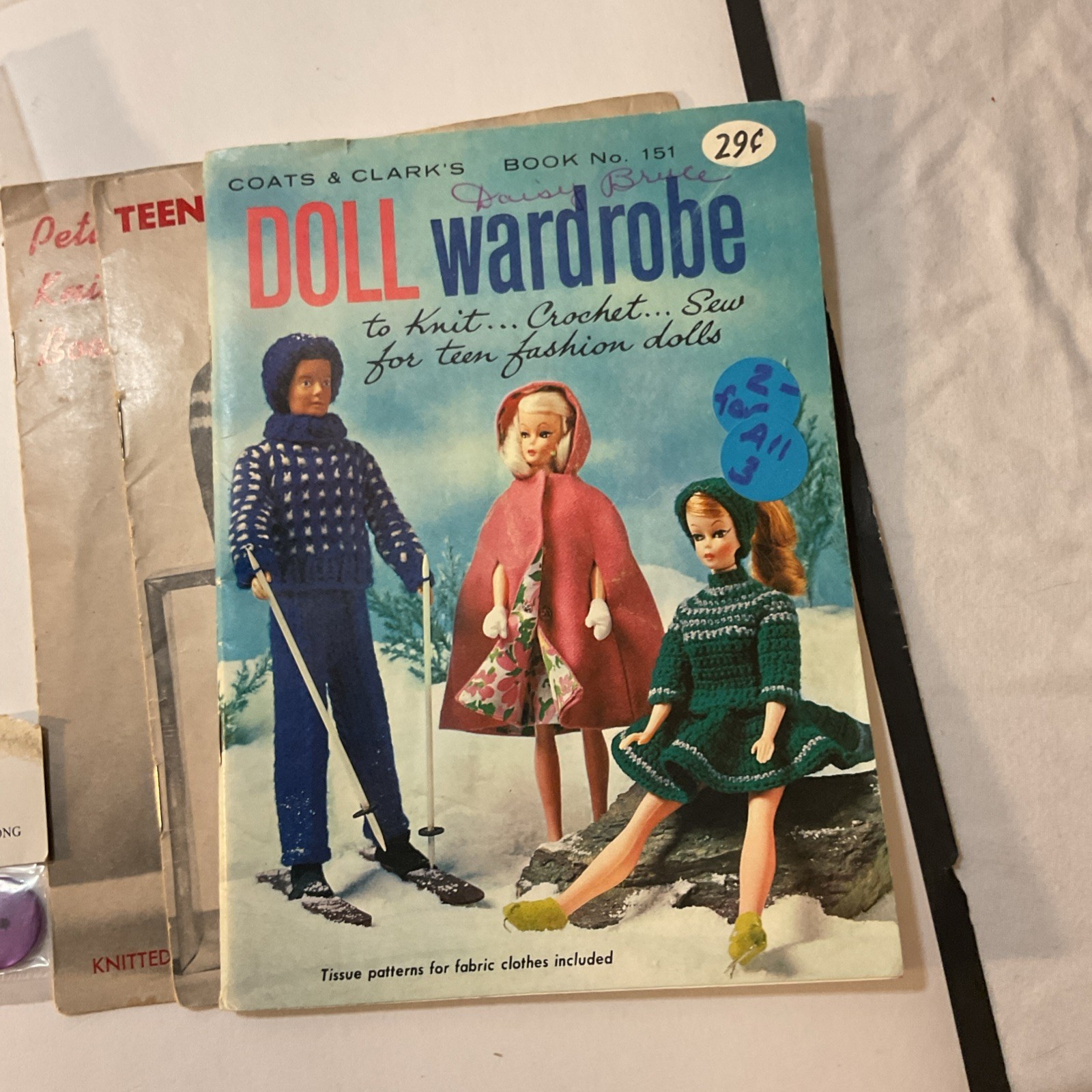 Misc. VTG Sewing Items Lot Buttons, Snaps, Sequins, Barbie Clothes booklets