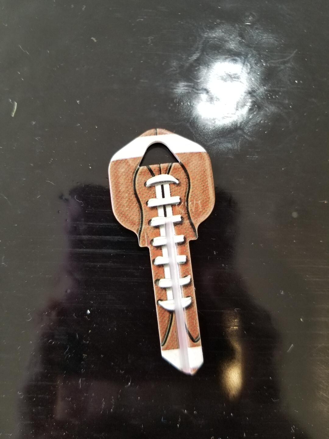 FOOTBALL PRINTED KWIKSET KW1/KW10 KEYBLANK (DISCONTINUED) - READ DETAILS BELOW