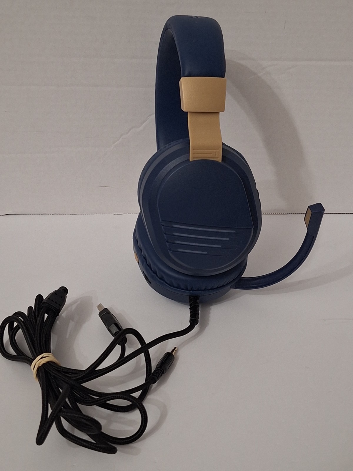 ELCTHUNDER Gaming Headset with Microphone Wired Blue Adjustable Gamer