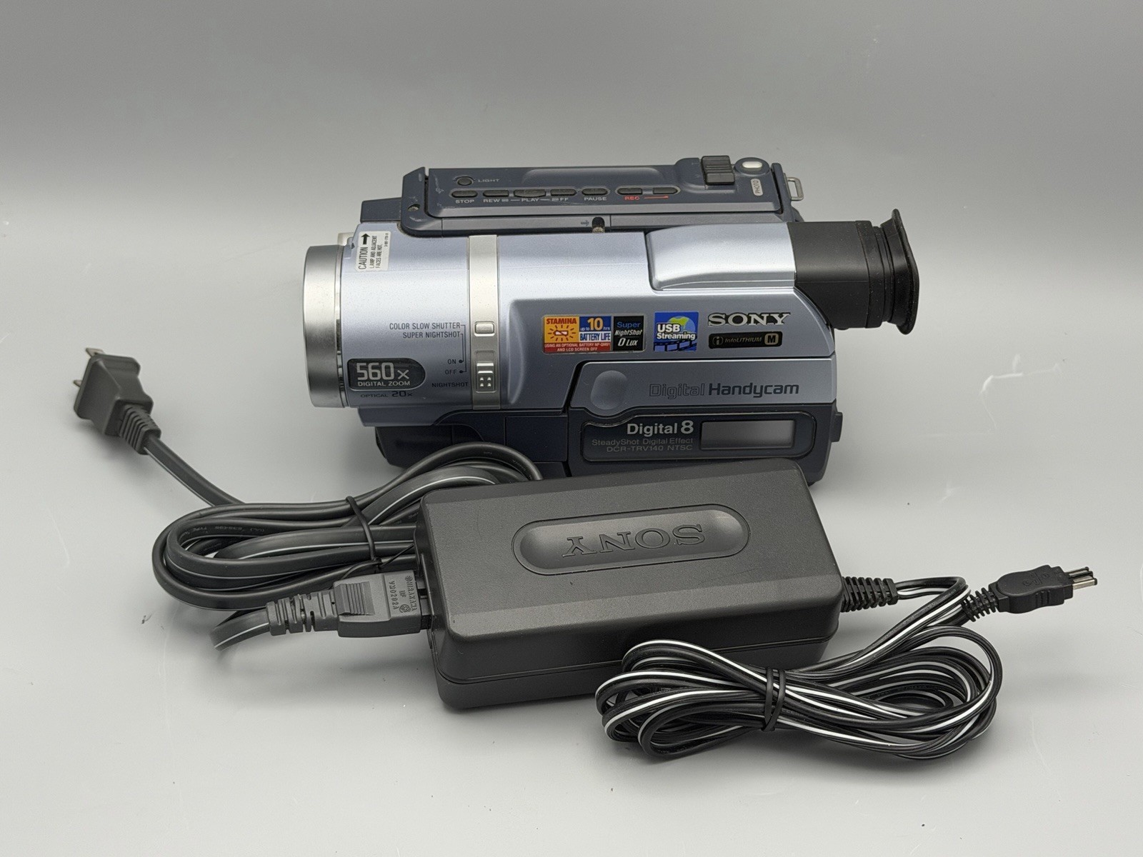Sony Handycam DCR-TRV140 Silver 2.5" LCD 560x Digital Zoom Digital8 Camcorder