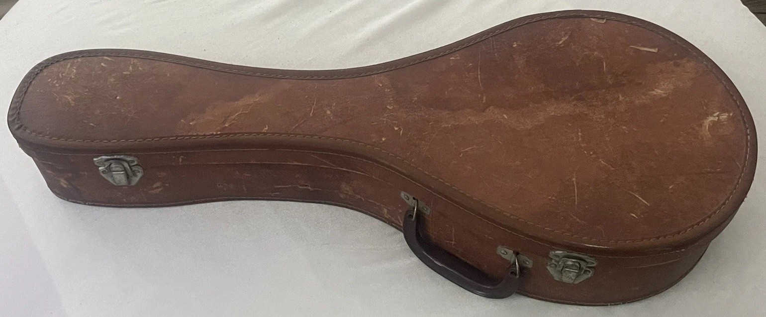The Gibson 1917 Model A 8 String Mandolin & Case All Original Sounds Great !