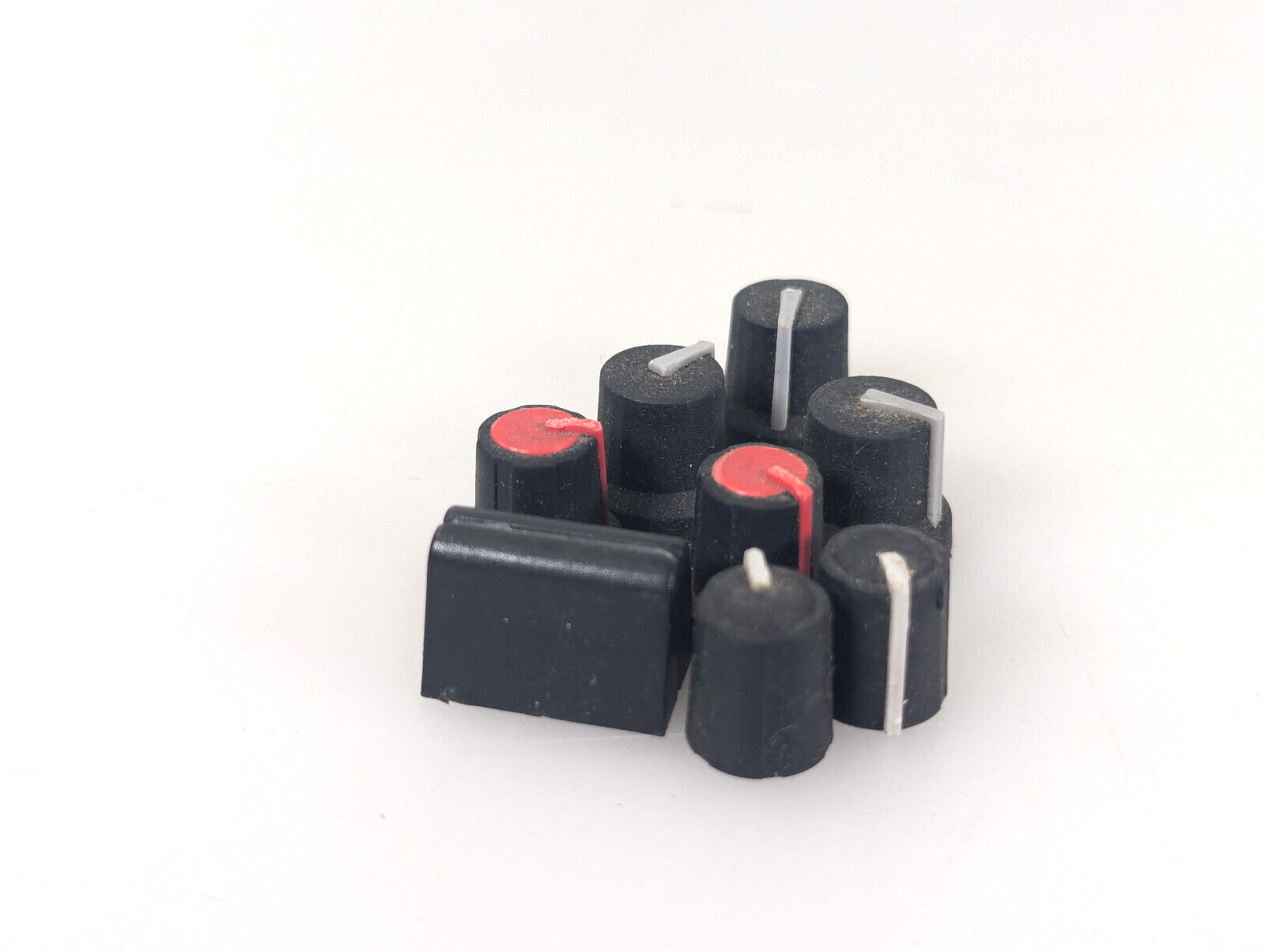 Rane TTM 57SL DJ Mixer Knobs