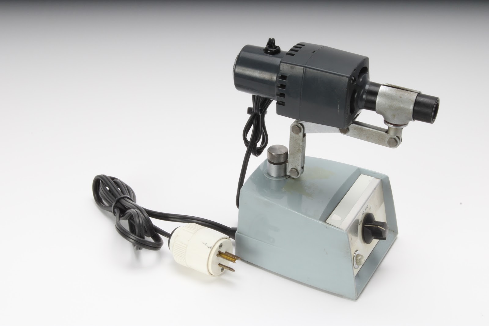 American Optical 365 Adjustable Illuminator - Fair Condition