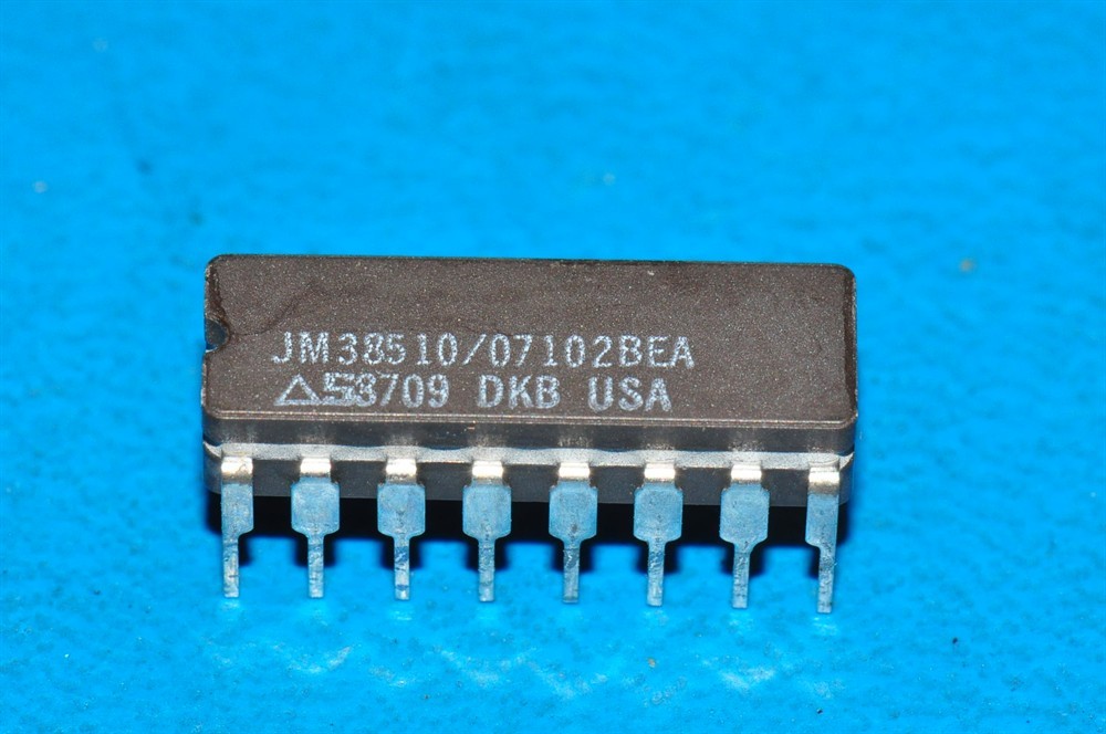 New (1pc) JM38510/07102BEA SIGNETICS IC Logic