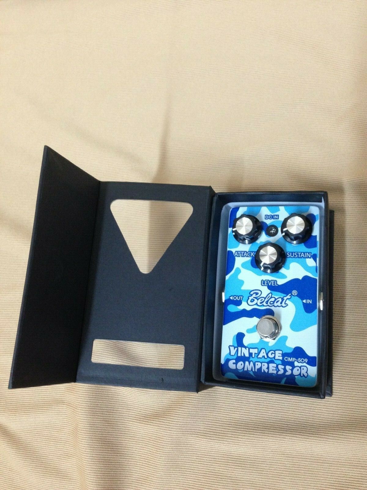 Belcat CMP-509 Guitar Effects Pedal, Vintage Compressor - Blue