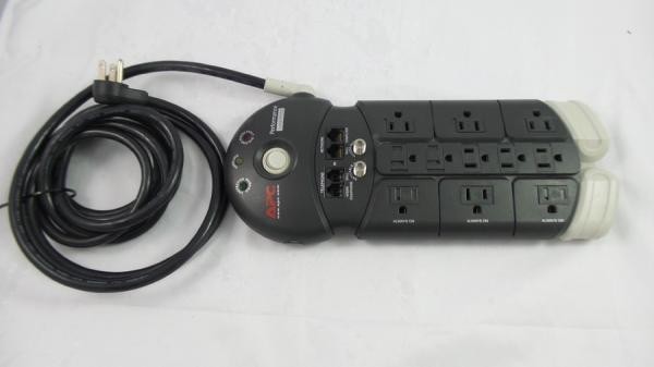 APC Performance SurgeArrest 120v 11 OUT 10FT Cord T2 Splitter Coax (DL11VNT)