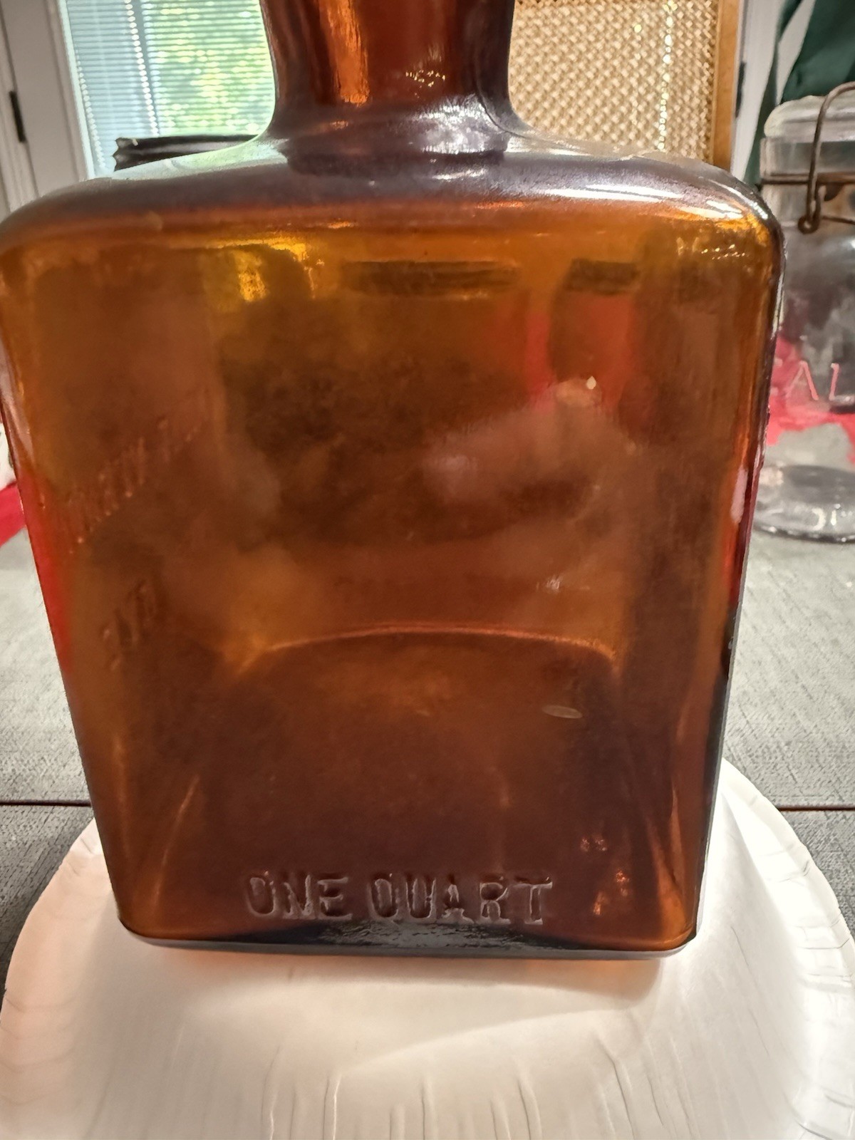 MOUNT VERNON PURE RYE WHISKEY BOTTLE