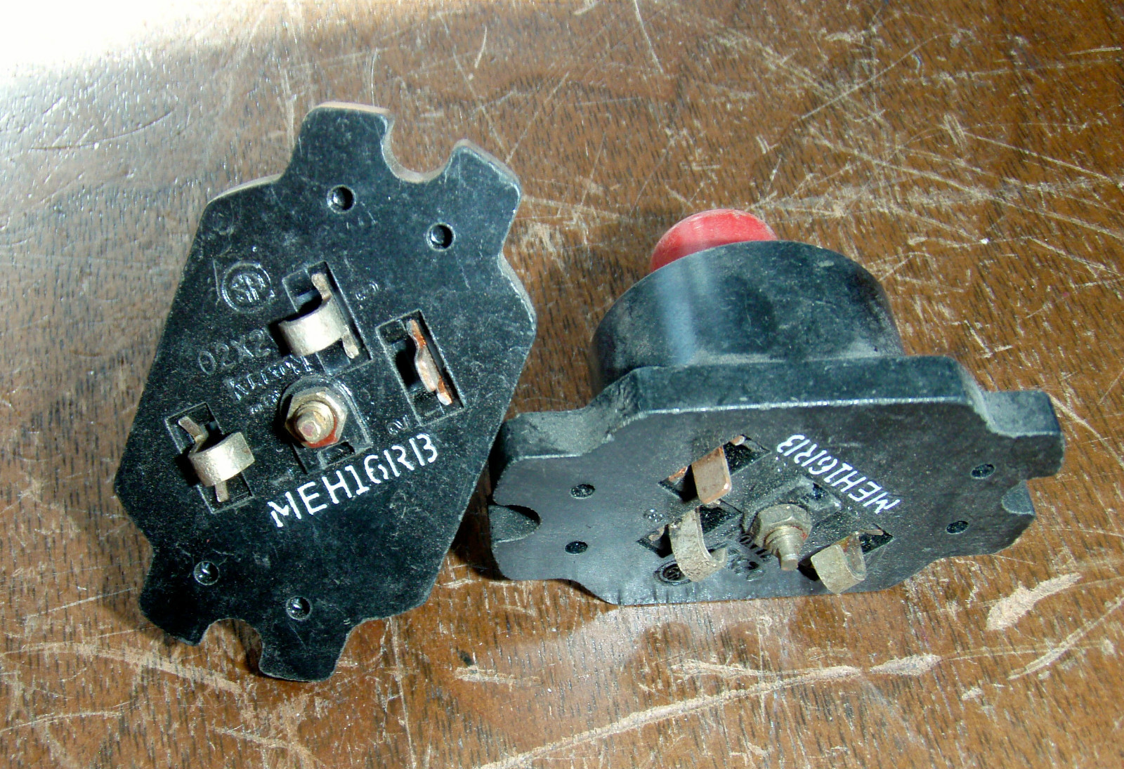 2 NOS Delta Thermal Overloads p/n 1345841 KLIXON MEH16RB