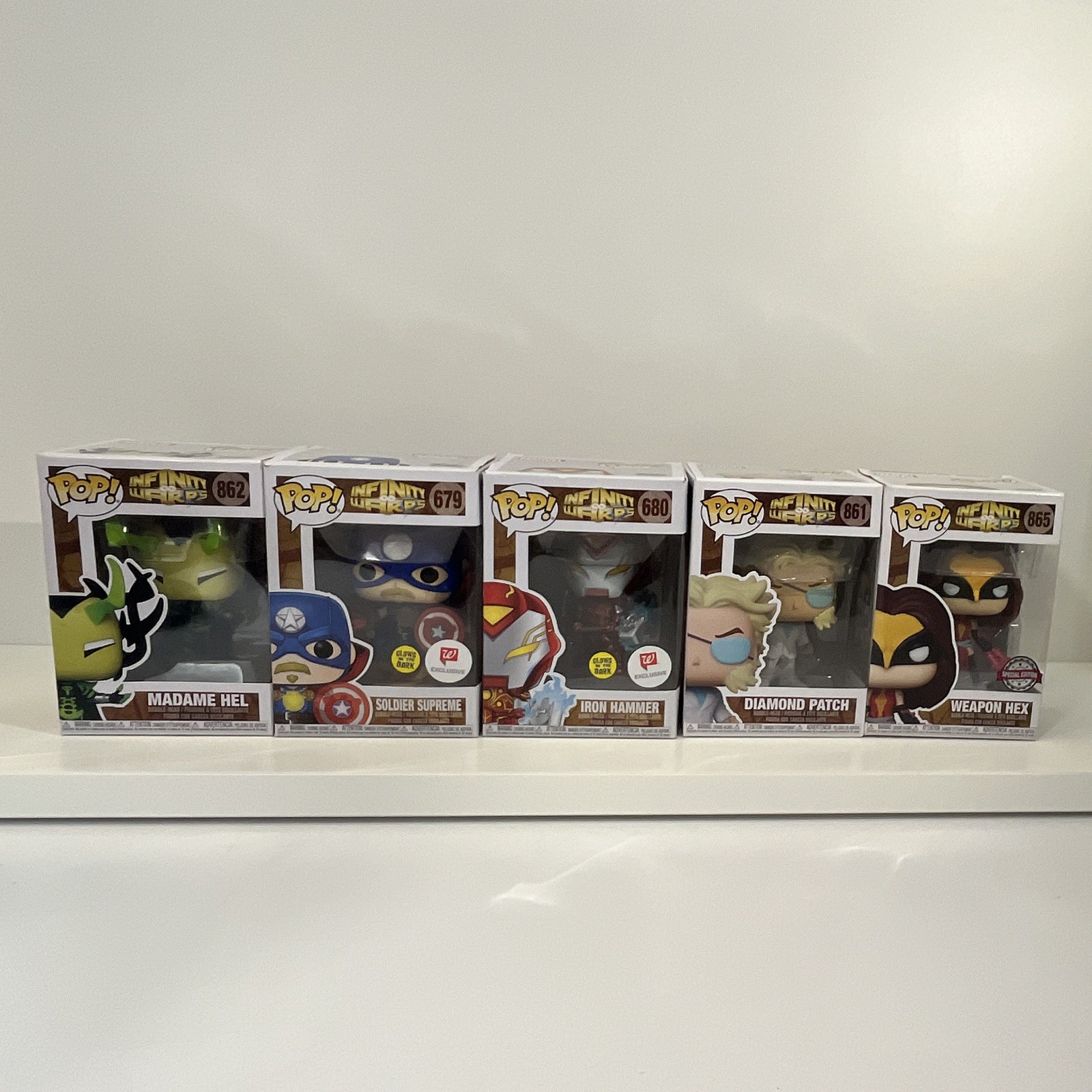 Funko Pop! Marvel Infinity Warps 5-Pack GITD Walgreens Exclusive #679-865