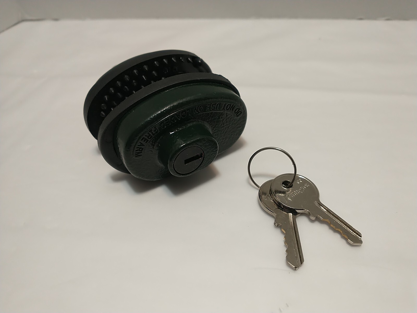 SHOT LOCK Gun TRIGGER LOCK 2 Keys GREEN Read Desc See Pics